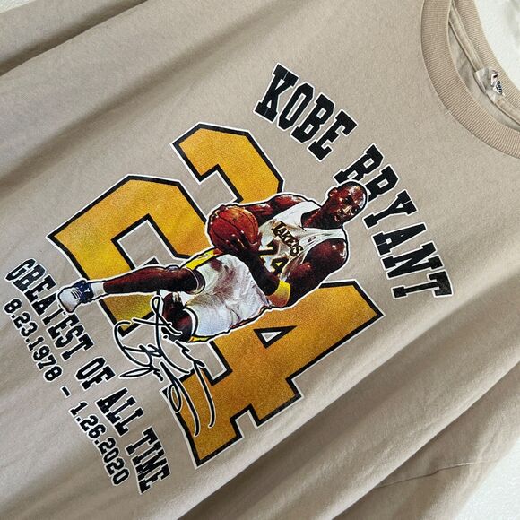 Kobe Bryant  Lakers T Shirt Greatest Of All Time Memorial Tee Beige 3XL #24 - Picture 3 of 7